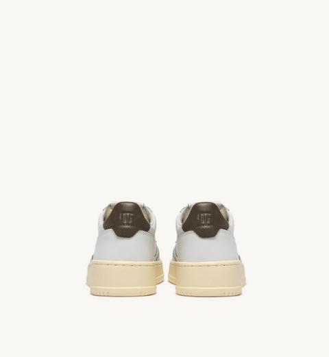 Sneakers Medalist Low – Pelle bianca e Chocolate
